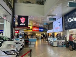 Sim Lim Square (D7), Shop House #453369551